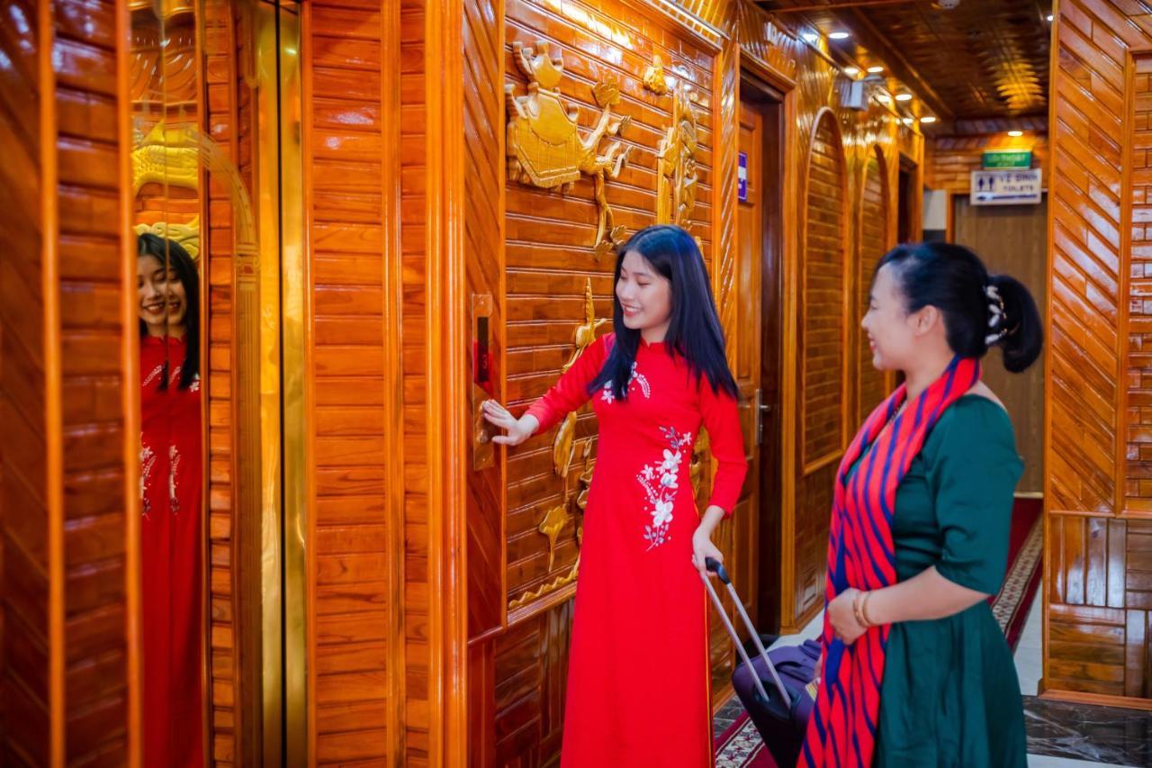 Theking Hotel Huong Gia Zewnętrze zdjęcie