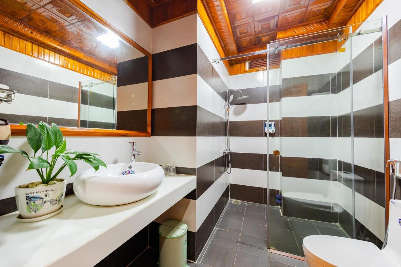 Theking Hotel Huong Gia Zewnętrze zdjęcie